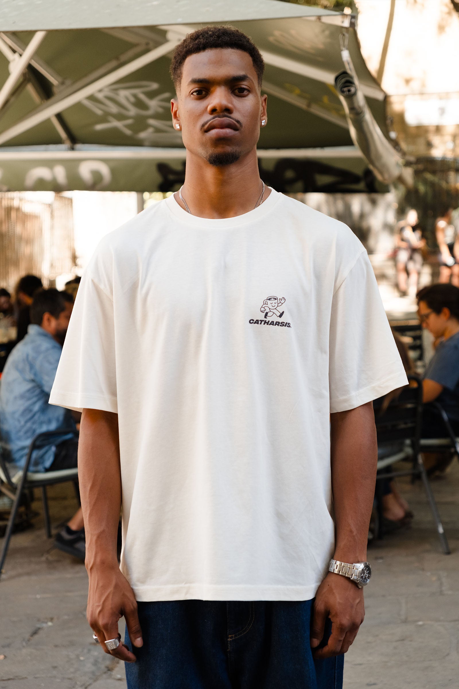 UN CAFÈ AMB LLET, SI US PLAU!