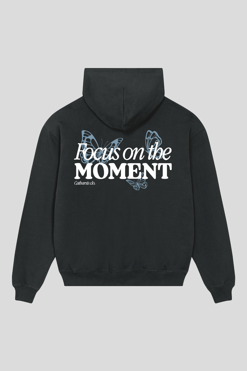 FOCUS ON THE MOMENT