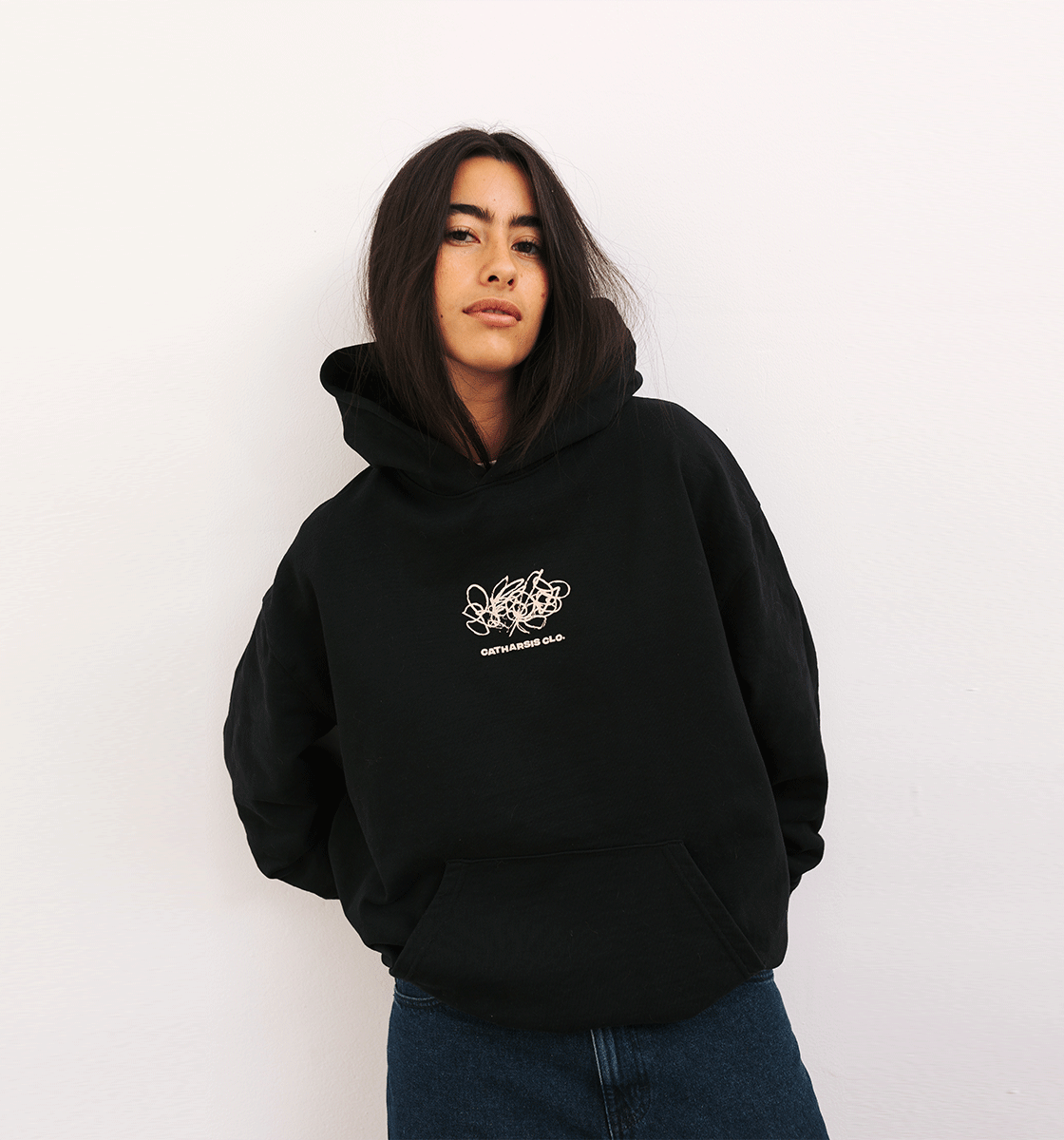 HOODIES & SWEATSHIRTS