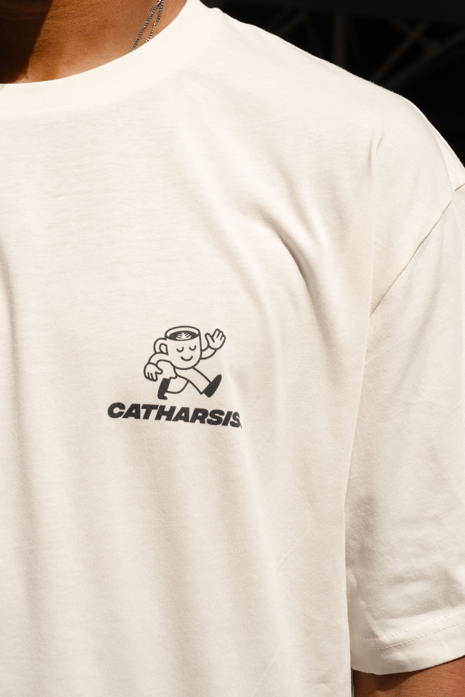 UN CAFÈ AMB LLET, SI US PLAU!