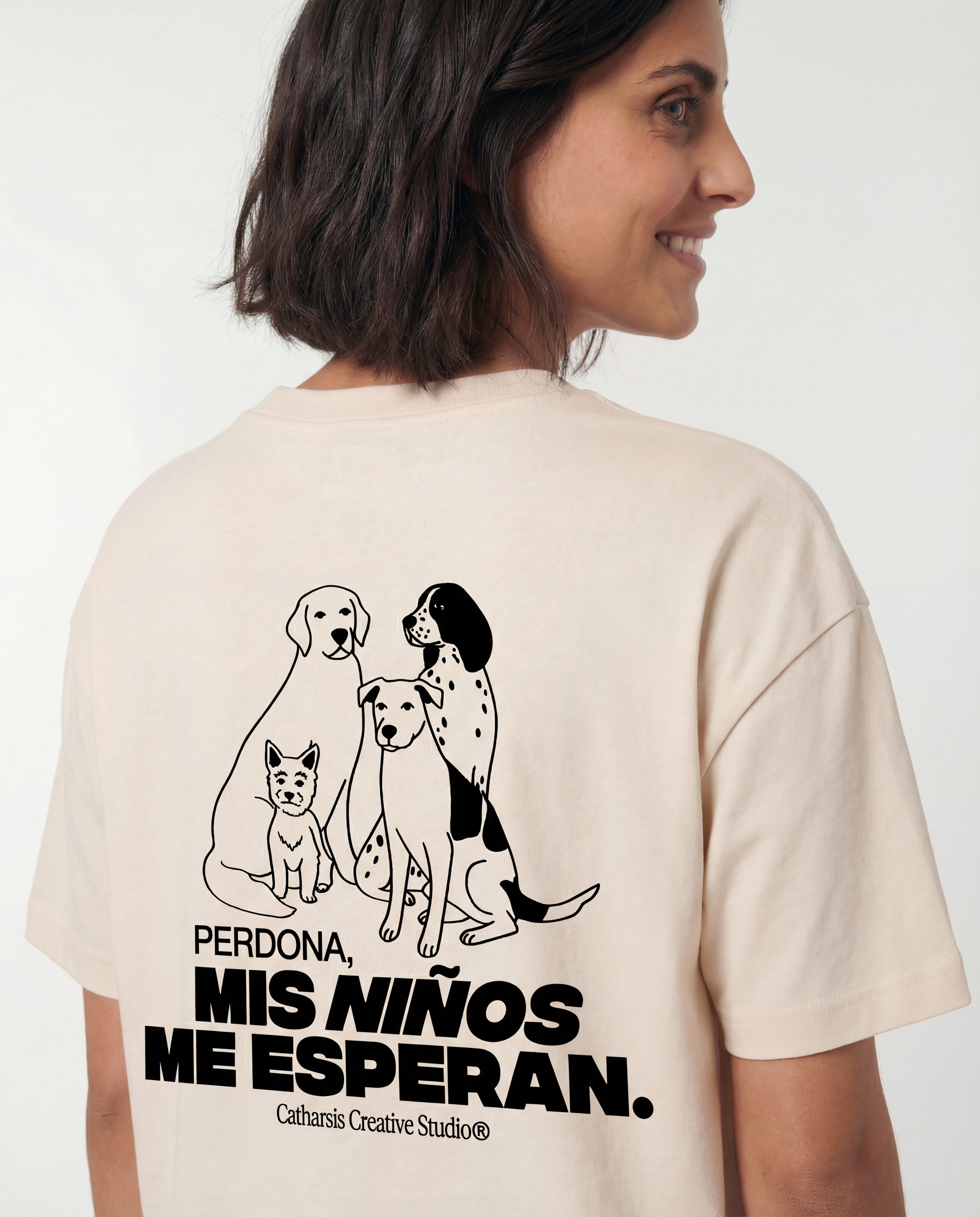 PERDONA, MIS NIÑOS ME ESPERAN. CROPPED